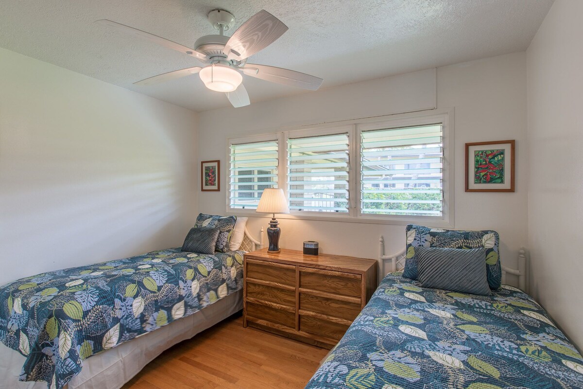 Kakela Kai, Beachfront Kailua Home, Private, A/C