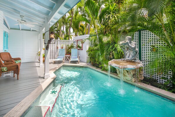 Pristine Heated Pool w/ Water Feature
