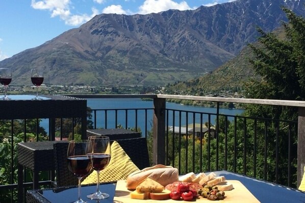 Spectacular views and plenty of seating