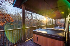 Jacuzzi Hydrotherapy Spa