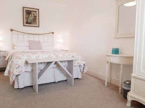 Downstairs bedroom 