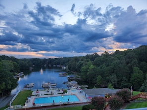 Smith Mountain Lake & Pool