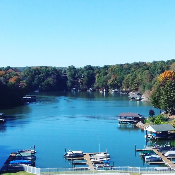 Smith Mountain Lake 