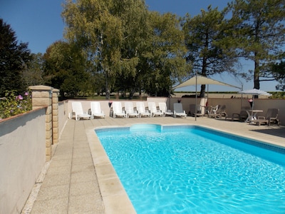  Charente farmhouse(3 star) & gite (12 and 4 pers.) with  pool & wooded garden 