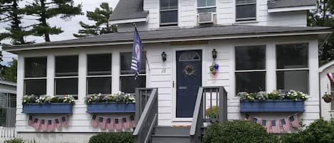 Seaglass Cottage, 28 Central Park Avenue, Old Orchard Beach, ME.