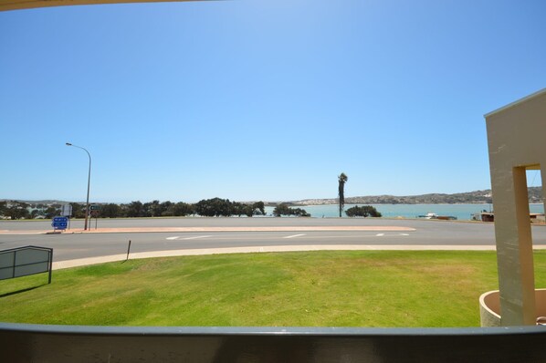 Kalbarri Beach Resort Unit 25 - Views from the balcony of the Murchison River