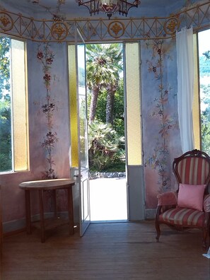 the "gazebo" on the terrace