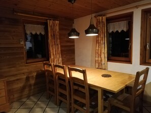 レストラン