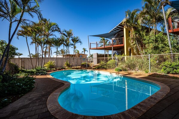 Kalbarri Alta Riva 2 - Kalbarri Accommodation Service - Communal Pool