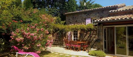 La Bergerie de Chassiers, maison côté sud