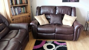 Lounge 2
