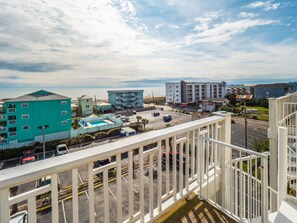 Top Level Deck - Ocean Views