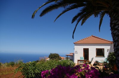 Casa Lucia, impresionantes vistas al mar, WiFi, cerca del pueblo