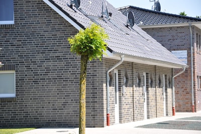 Casa adosada moderna y espaciosa en el parque de casas de vacaciones Papenburg para 2 personas