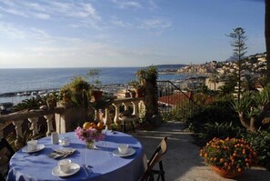 Terrace / Balcony