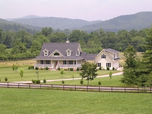 Homestead Farm South, Farmhouse