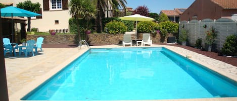 Piscine 10 m X 5 m Prof 1,50 m