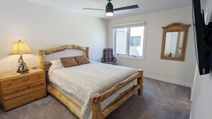 Beaver Creek West Condo #28 2nd bedroom with Queen bed