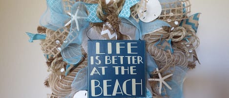 Welcome to a better life at the beach!