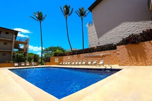Complex Amenities - Take a dip in this refreshing pool or just suntan on the poolside lounging chair