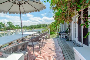 Sit out on the porch and have morning coffee.