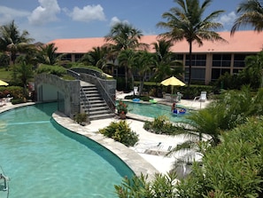 Relaxing Lazy River