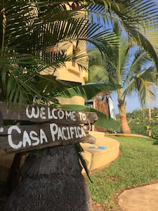 Área de Zihuatanejo, La Saladita Beach