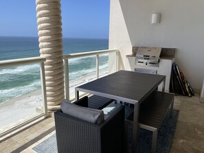 Balcony dining table / remote working desk and electric grill