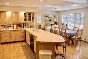 Kitchen / Dining Area handles the whole group for gatherings