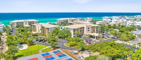 Welcome to High Pointe Resort which features the top amenties on 30A!  Pickle Ball, tennis, pools, fitness center, Gulf front Tiki bar, private beach access and more!