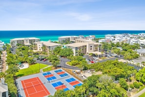 Welcome to High Pointe Resort which features the top amenties on 30A! Pickle Ball, tennis, pools, fitness center, Gulf front Tiki bar, private beach access and more!