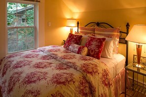 Queen Bedroom 1