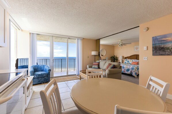 Newly renovated condo with direct gulf view