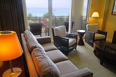 Palm Beach Singer Island Resort & Spa - Eminent Suite 1/1 - Daily Housekeeping