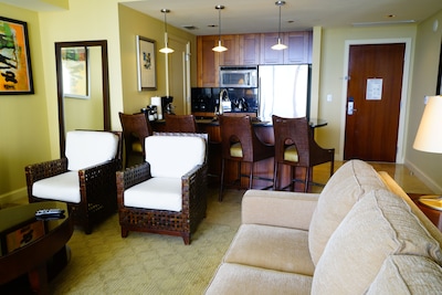 Palm Beach Singer Island Resort & Spa - Eminent Suite 1/1 - Daily Housekeeping