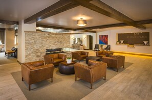 St James Place-Lobby