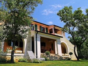 Maison, Propriété, Domicile, Bâtiment, Immobilier, Biens, Architecture, Zone Résidentielle, Arbre, Manoir
