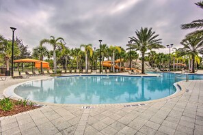 Community Outdoor Pool