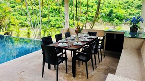 Outdoor dining