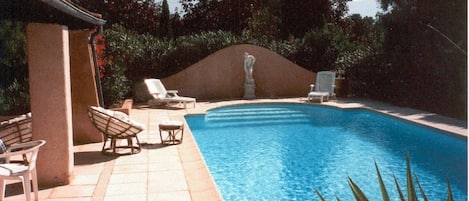 Pool deck