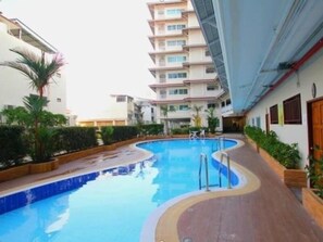 1 BR near Huahin Market, good location !