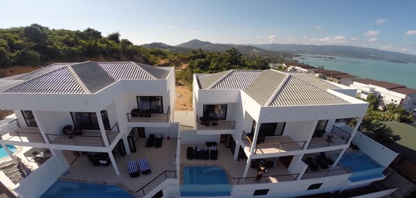7 Bedroom Seaview villa 5 mins to beach