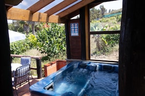 Bain à remous extérieur