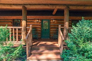 Welcome to the Green Apple Lodge