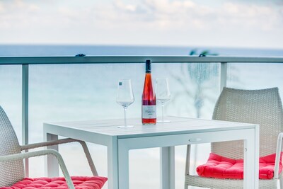 New, sunny, excl. Holiday apartment on the beach to 4 WLA