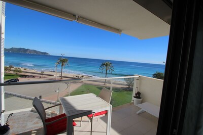 New, sunny, excl. Holiday apartment on the beach to 4 WLA