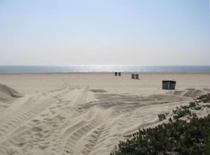 Sunset Beach is a small community 1 mile long along the ocean