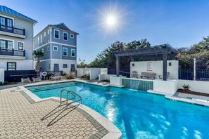 Make a Splash in the Community Pool!