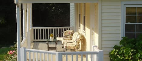 Carrie's Cottage Front Porch