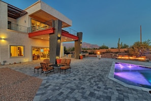 Backyard Oasis at Casa Blanca 